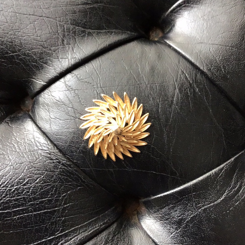 Brooch - Picture 4 of 6